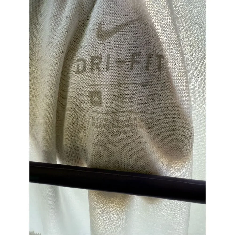 NIKE DRIFIT TSHIRT XL
